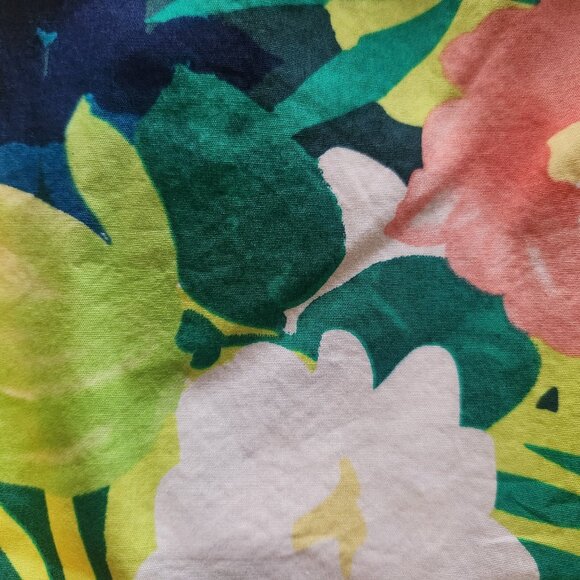 🌺 Gymboree Girls Size 8 Floral Top – Peachy Tropical Vibes 🌿 - Picture 3 of 7